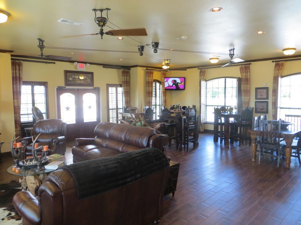 Hotel Texas Cuero Extérieur photo