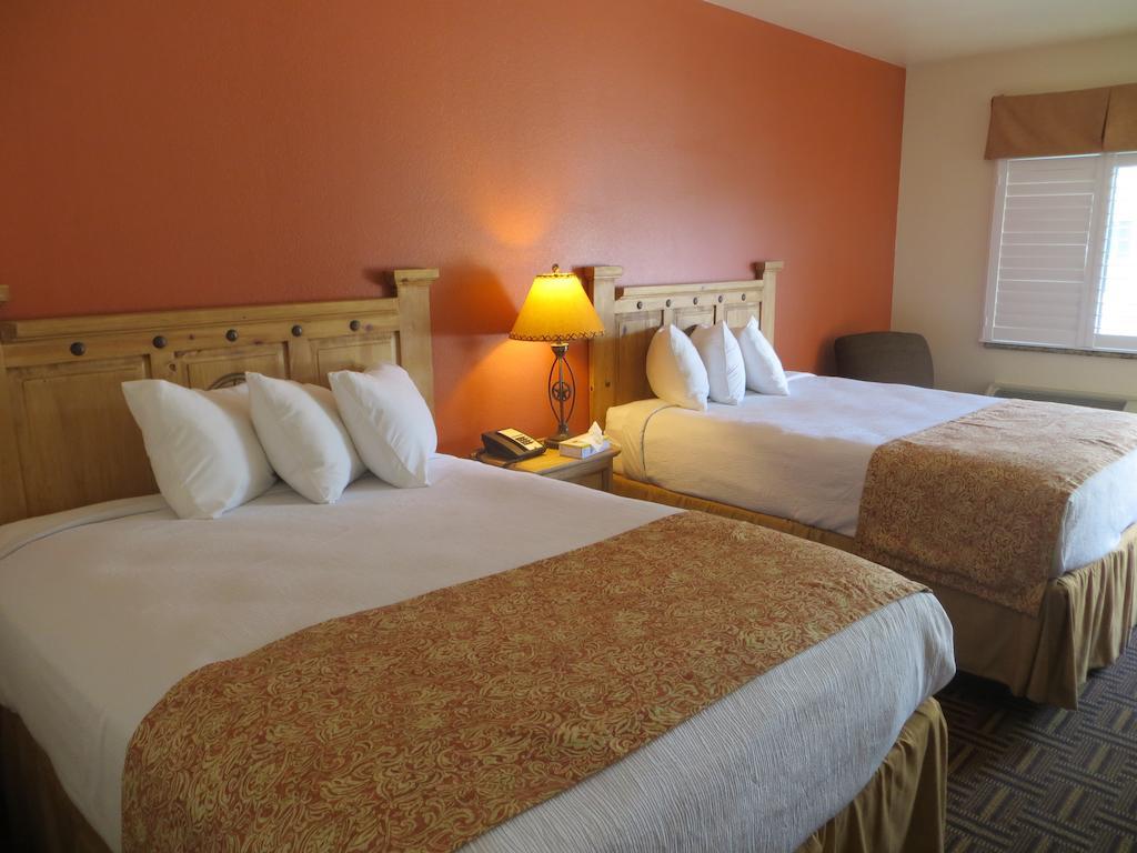 Hotel Texas Cuero Extérieur photo